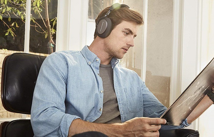 Best Noise Cancelling Headphones Out On The Market!