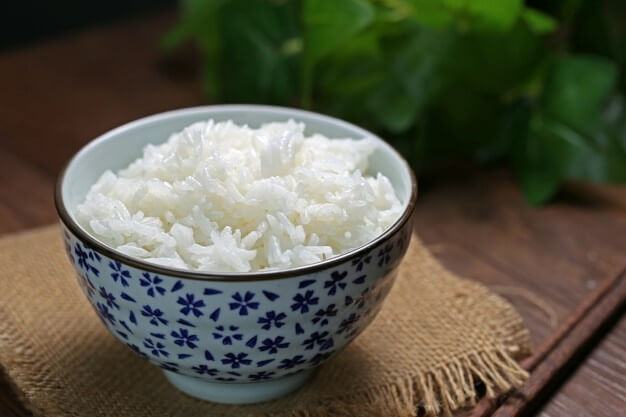 Bowl of cooked rice