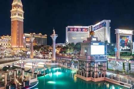 Las Vegas fall weekend getaways